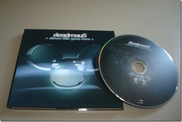 00-deadmau5-album_title_goes_here-2012