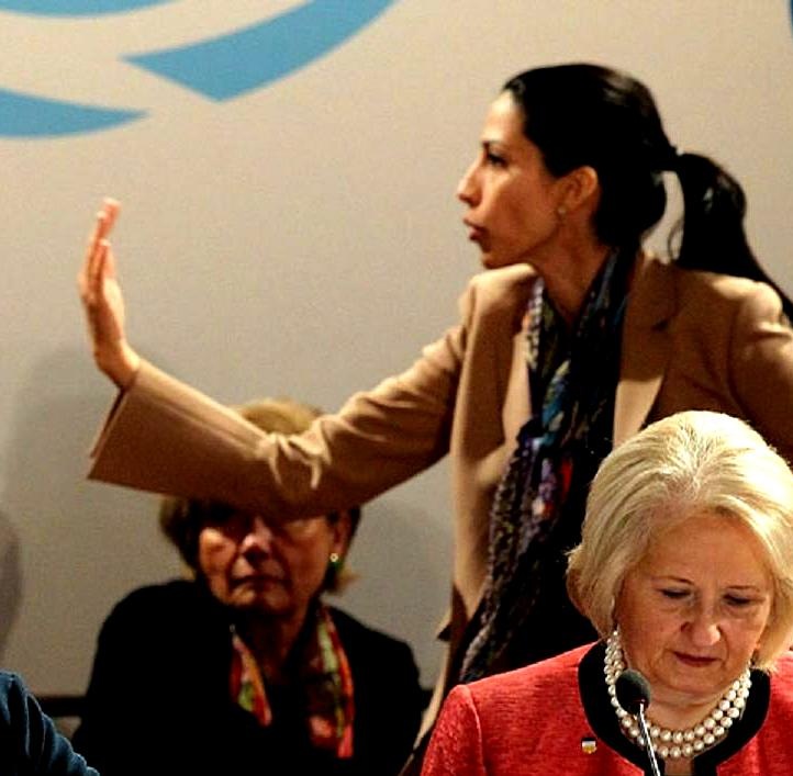 [Huma%2520Abedin%2520-%2520Talk%2520to%2520Backhand%255B4%255D.jpg]