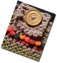 Crinkle Carpet Bag - Wooden Button Detail