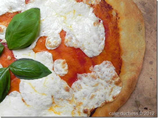 sourdough-pizza-margherita-4 sourdough-pizza-margherita-4