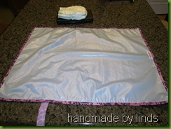 eli's changing pad 002