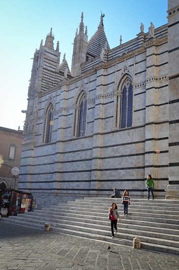 [cathedral%2520steps%255B7%255D.jpg]