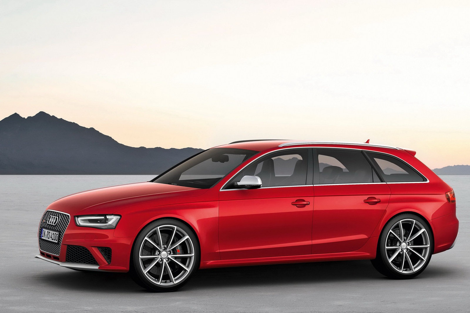 [2013-Audi-RS4-Avant-1%255B2%255D.jpg]