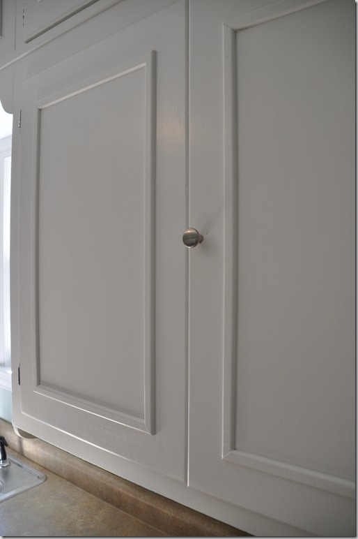 Adding molding to old cabinets, DIY, tutorial