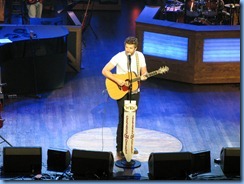 9118 Nashville, Tennessee - Grand Ole Opry radio show - Brett Eldredge