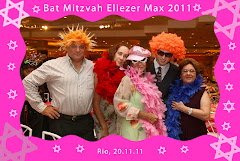 Fotos do evento Bat Mitzvah Eliezer Max - 20.11.11. Foto numero 26 da Social Click Fotografia Digital, do Rio de Janeiro, RJ, que faz fotos divertidas, fotos malucas, fotos com fantasias, fotos na hora, fotografia maluca, fotografia divertida com molduras personalizadas. fotos divertidas malucas foto maluca animadas animado rj rio de janeiro divertida fantasia animada fotografia eventos sociais e filmagem no site fotografos casamento