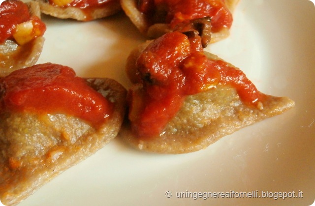 ravioli pasta merluzzo biete farina segale mais frumento integrale olive pomodoro ricotta cheese cod chards ravioli pasta merluzzo biete farina segale mais frumento integrale olive pomodoro ricotta cheese cod chards