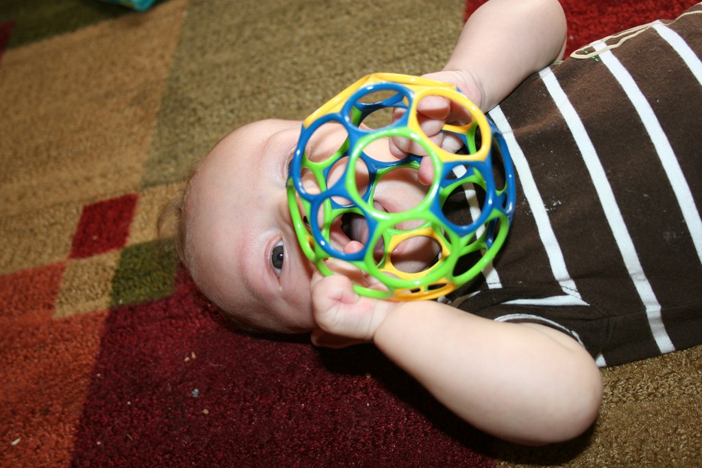 [2012-05-21%2520Shane%2520with%2520O-Ball%2520%252810%2529%255B4%255D.jpg]