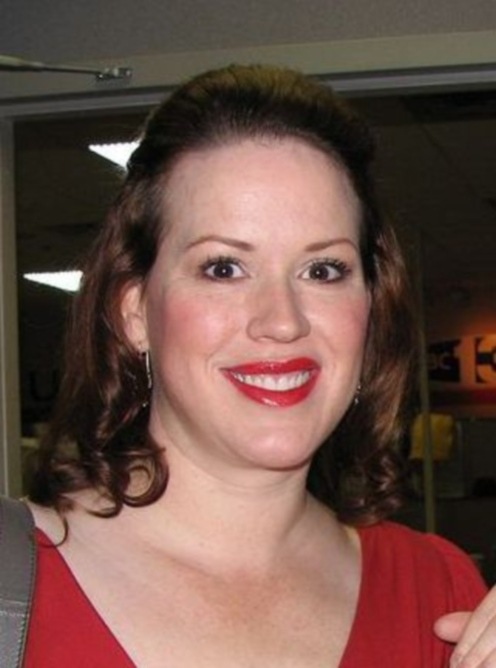 [Molly_Ringwald%252C_by_Officer_Snow_Pea%255B3%255D.jpg]