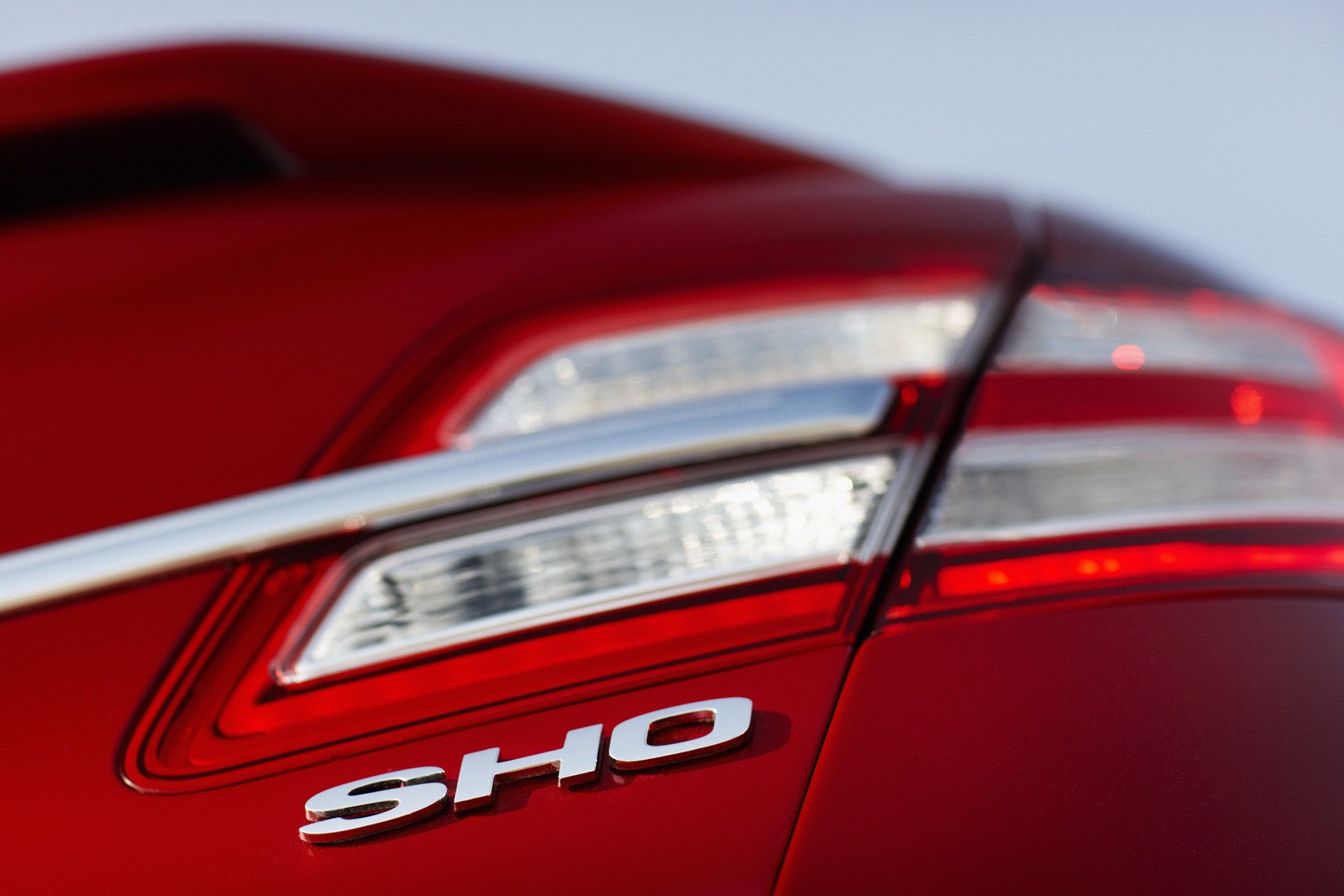 [Ford-Taurus-SHO-2%255B2%255D.jpg]