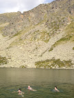 Refreshing dip in the lake of L