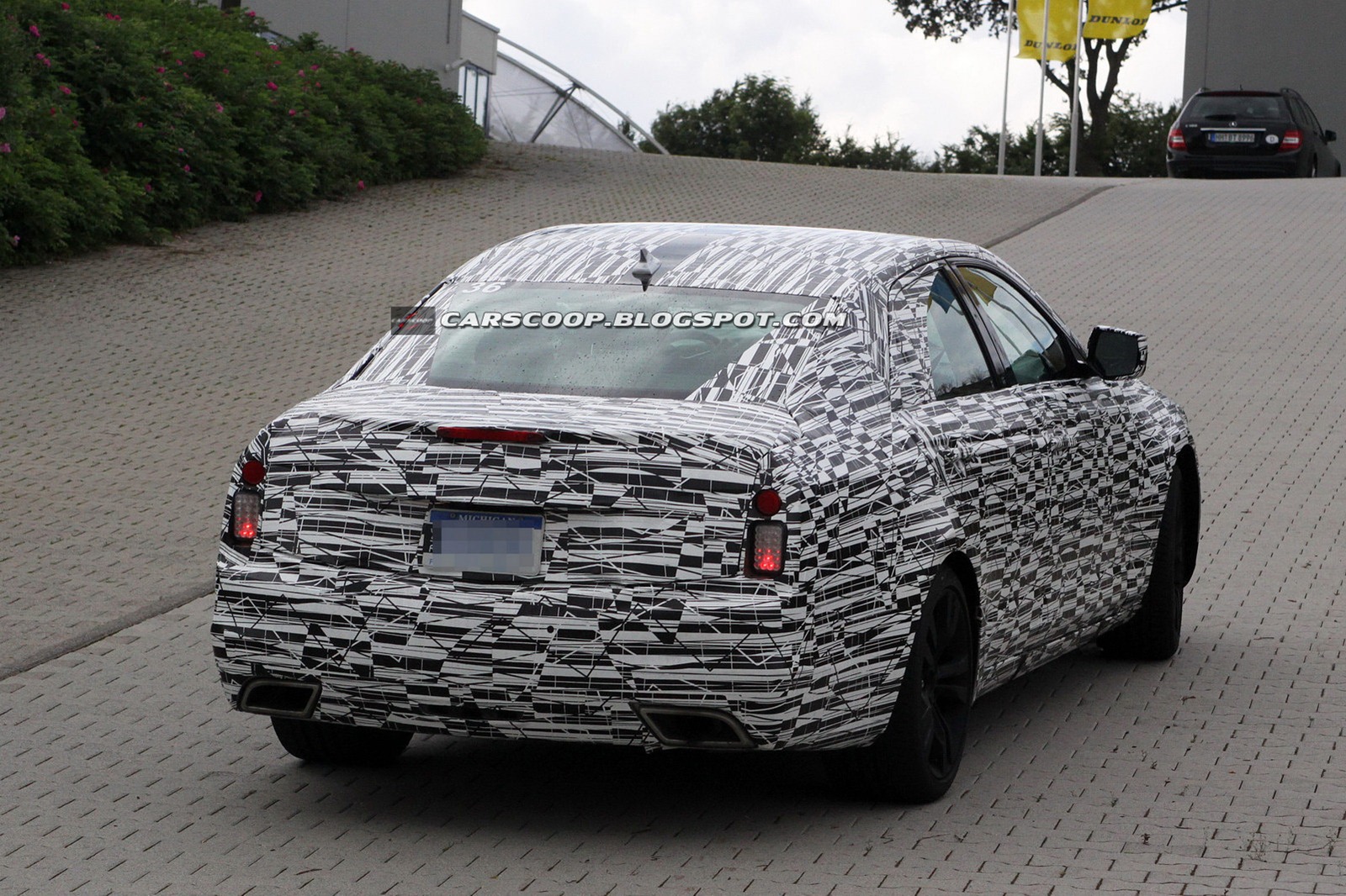 [2014-Cadillac-CTS-Sedan-5%255B3%255D.jpg]