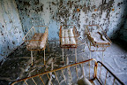 Uno de los hospitales en Pripyat, una ciudad de 47,000 personas cercana al accidente de la planta de energía nuclear de Chernobyl, la cual totalmente se evacuó a días del accidente, abril 2 del 2006 Uno de los hospitales en Pripyat, una ciudad de 47,000 personas cercana al accidente de la planta de energía nuclear de Chernobyl, la cual totalmente se evacuó a días del accidente, abril 2 del 2006