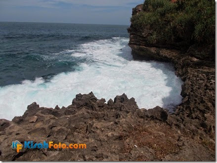 Keindahan Pantai Jogan_01 Keindahan Pantai Jogan_01