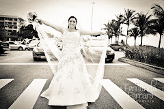 Fotos do evento Lá vem a noiva.... Foto numero 52 de Fernanda Ferraro, fotografa do Rio de Janeiro (RJ), que faz fotos de casamento (fotografias de casamentos) e fotos de eventos em todo o Rio de Janeiro. fotos casamento rio de janeiro fotografo fotografa foto festa casamentos para fotografos fotografia noivas ensaios fotografico no festas