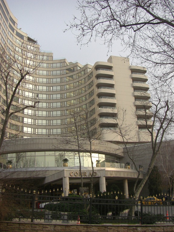 [2011%252012%252030%2520Conrad%2520Istanbul%2520017.jpg]