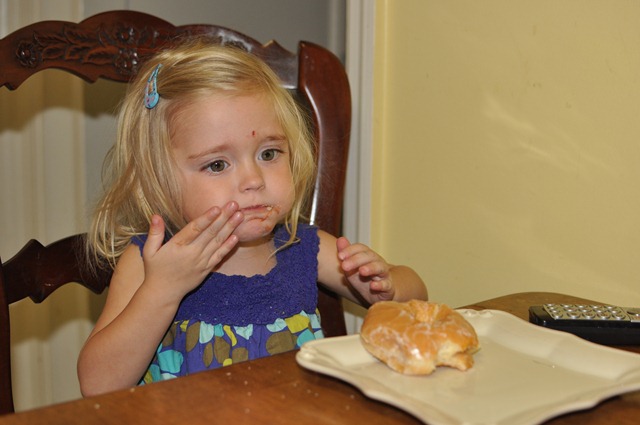 [it%2527s%2520like%2520a%2520cinnamon%2520roll%2521%2520070811%2520%252818%2529%255B4%255D.jpg]