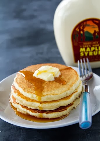 [Japanese-Hot-Cakes-with-Maple-Syrup%255B2%255D.jpg]