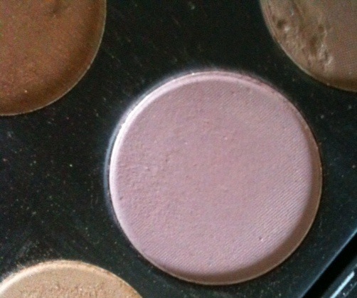 [fotd%2520monday%2520lavender%2520shadow%255B3%255D.jpg]
