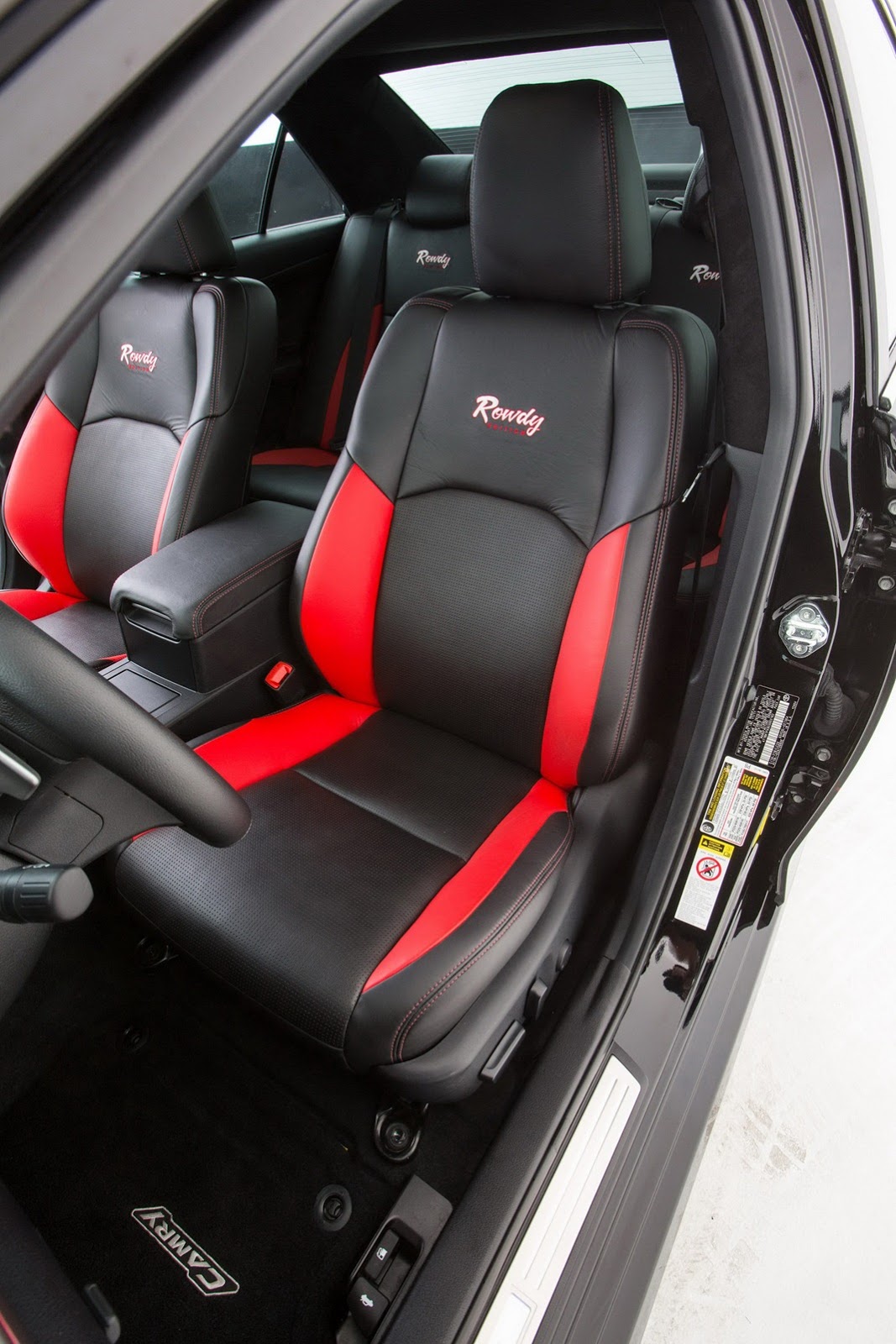 [Toyota-DreamBuild-Camry-Kyle-17%255B3%255D.jpg]