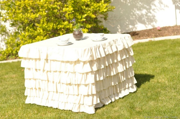 ruffled tablecloth tutorial