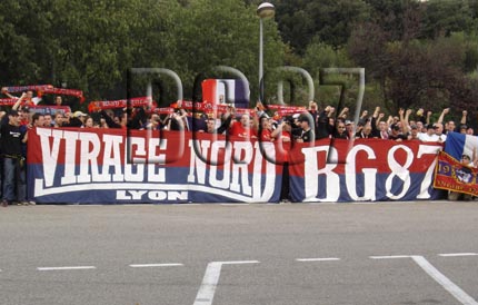2004-10-33_istres-lyon_01_n_cp.jpg