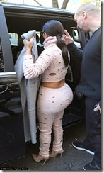 1412163411981_wps_78_Kim_Kardashian_leaving_he 1412163411981_wps_78_Kim_Kardashian_leaving_he