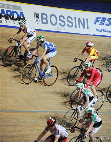 [MONTICHIARI%2520VELODROMO%2520TROFEO%2520BOSSINI%25201%255B9%255D.jpg]