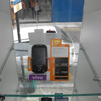  Acao_Queen_Celulares_01_10_2010