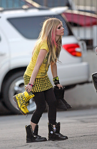Avril Lavigne Photo Shoot