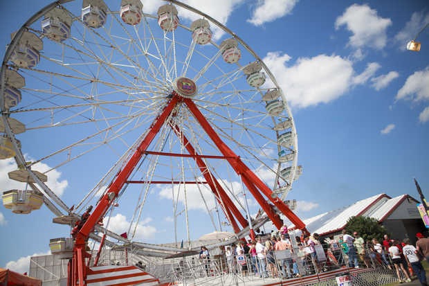[ferris-wheel2.jpg]