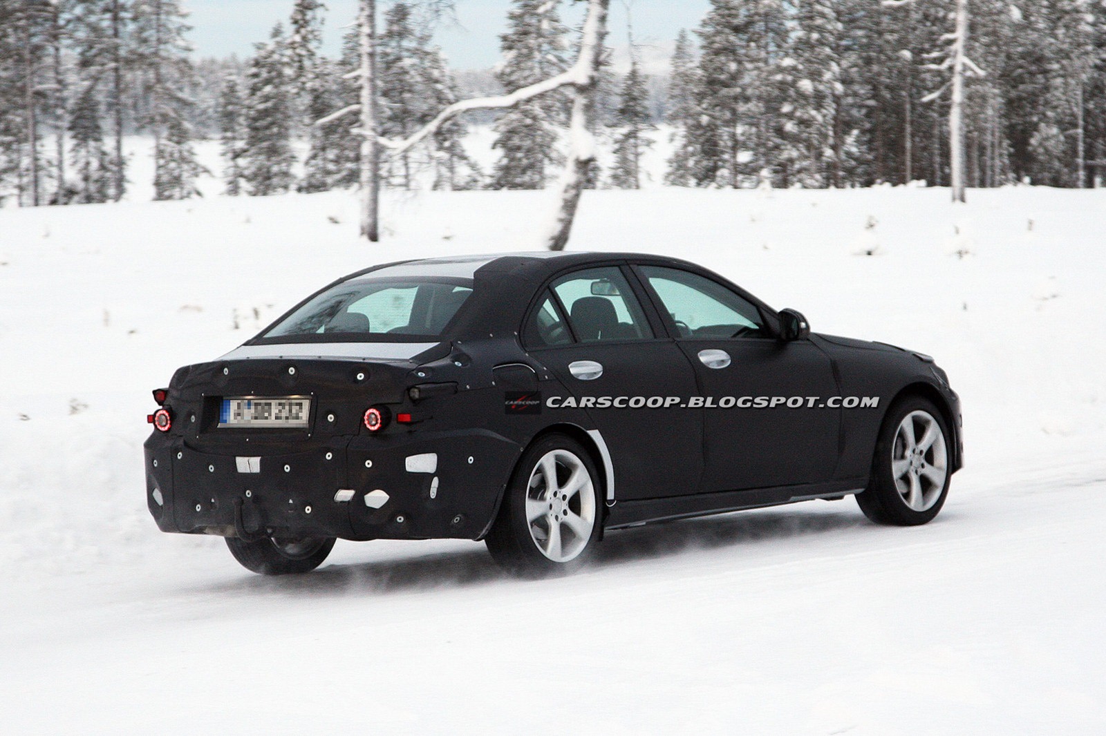 [2014-Mercedes-Benz-C-Class-Sedan-7%255B3%255D.jpg]