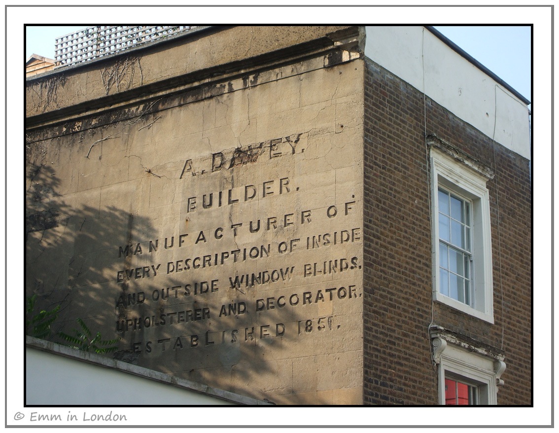 [A%2520Davey%2520Builder%2520Ghost%2520Sign%2520Portabello%2520Road%255B3%255D.jpg]
