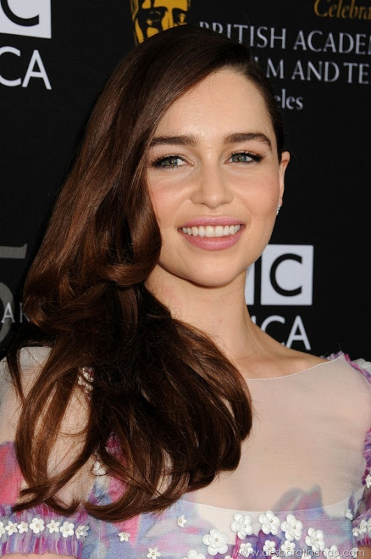 emilia-clarke- Daenerys-Targaryen-linda-sexy-game-of-trhones-guerra-dos-tronos-sexta-proibida-desbaratinando (59)