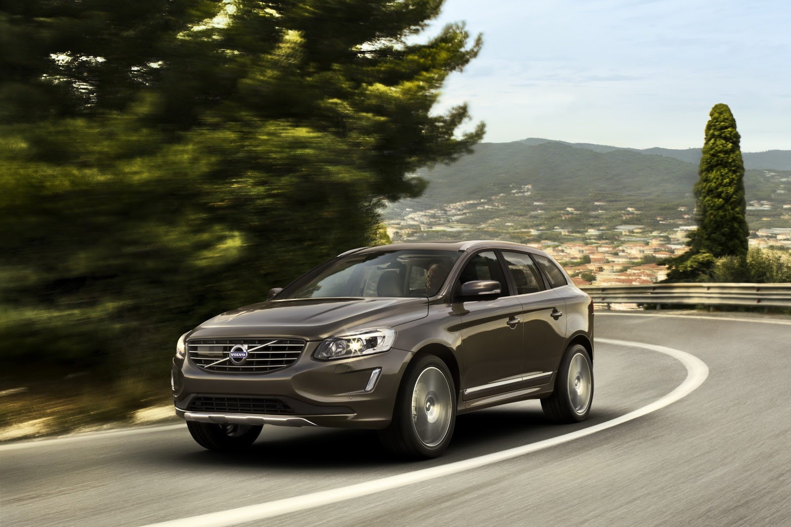 2014-Volvo-S60-V60-XC60-16[2].jpg
