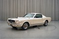 Ford-Mustang-For-Christmas-1