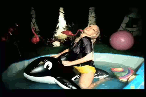 gaga-whale