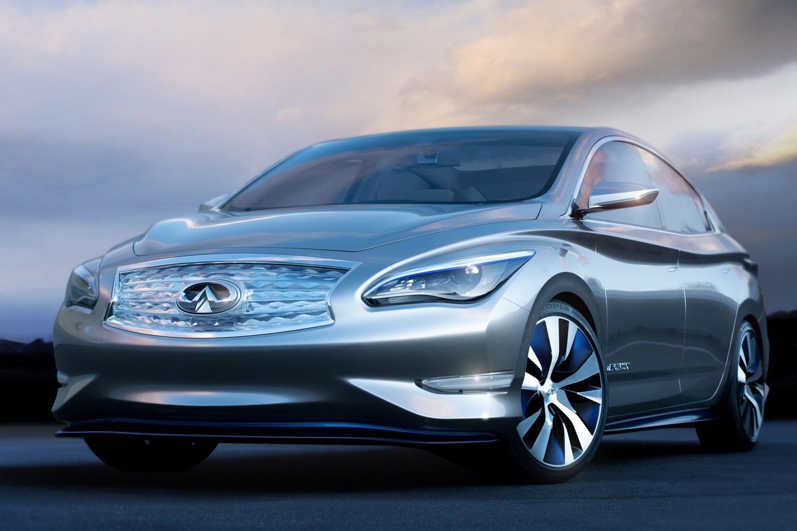 [Infiniti-LE-Concept-1%255B2%255D.jpg]