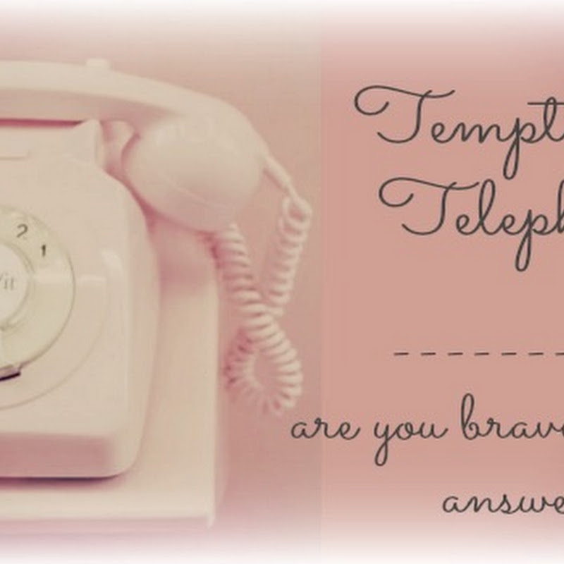 Benefit Cosmetics - Temptation Telephone