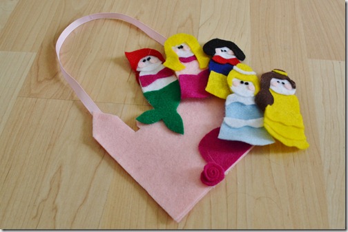 The Monday Blog: Tutorial: Disney Princess Finger Puppets