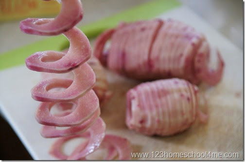 See how pretty the accordion potatoes look See how pretty the accordion potatoes look