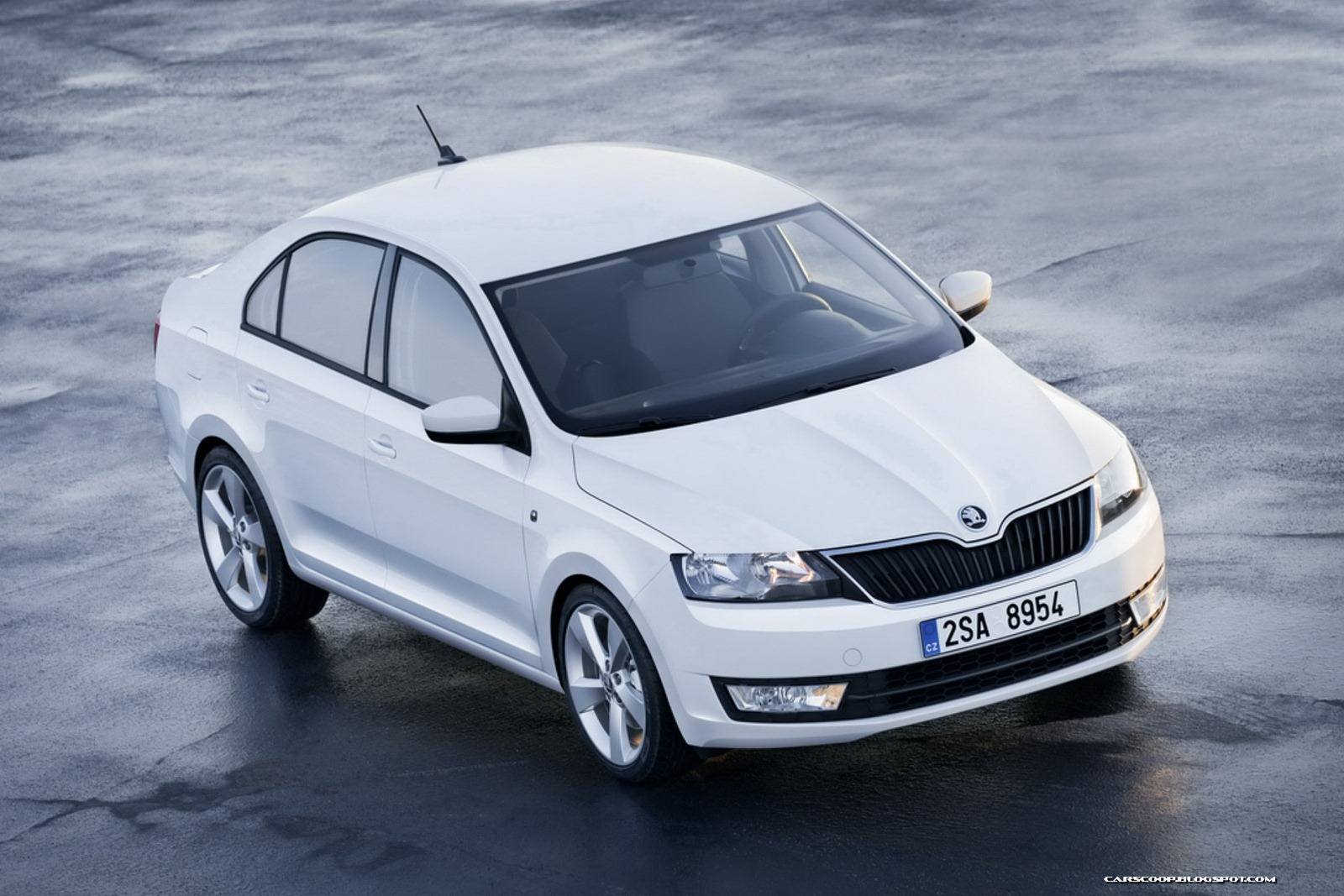 [2013-Skoda-Rapid-53%255B2%255D.jpg]