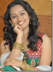 Indu Thampi beautiful smile