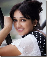New Tamil Actress Aavaana Photoshoot Stills