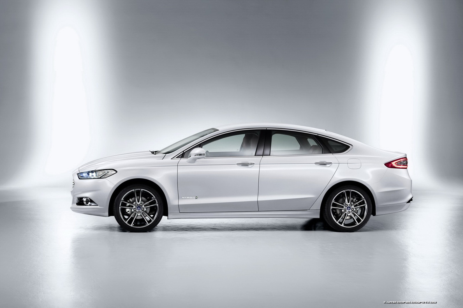 [2013-Ford-Mondeo-5%255B2%255D.jpg]
