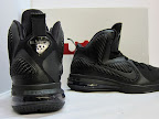 Releasing Now: Nike LeBron 9 Black/Black Anthracite nike lebron 9 gr black anthracite 5 03 Releasing Now: Nike LeBron 9 Black/Black Anthracite