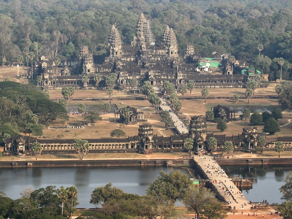 [Angkor-Wat%2520aerial%2520view%255B3%255D.jpg]