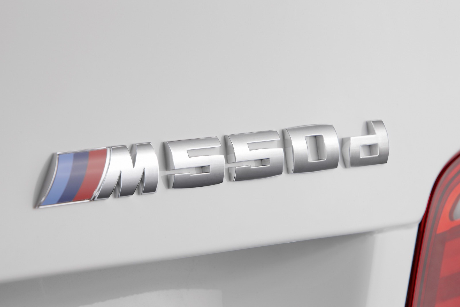 BMW-M550d-7[2].jpg