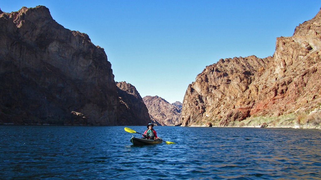 [Lake-Mead31-5-Feb-20124.jpg]