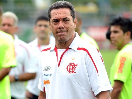 [luxemburgo-flamengo-reforcos-hg-20110110%255B3%255D.jpg]